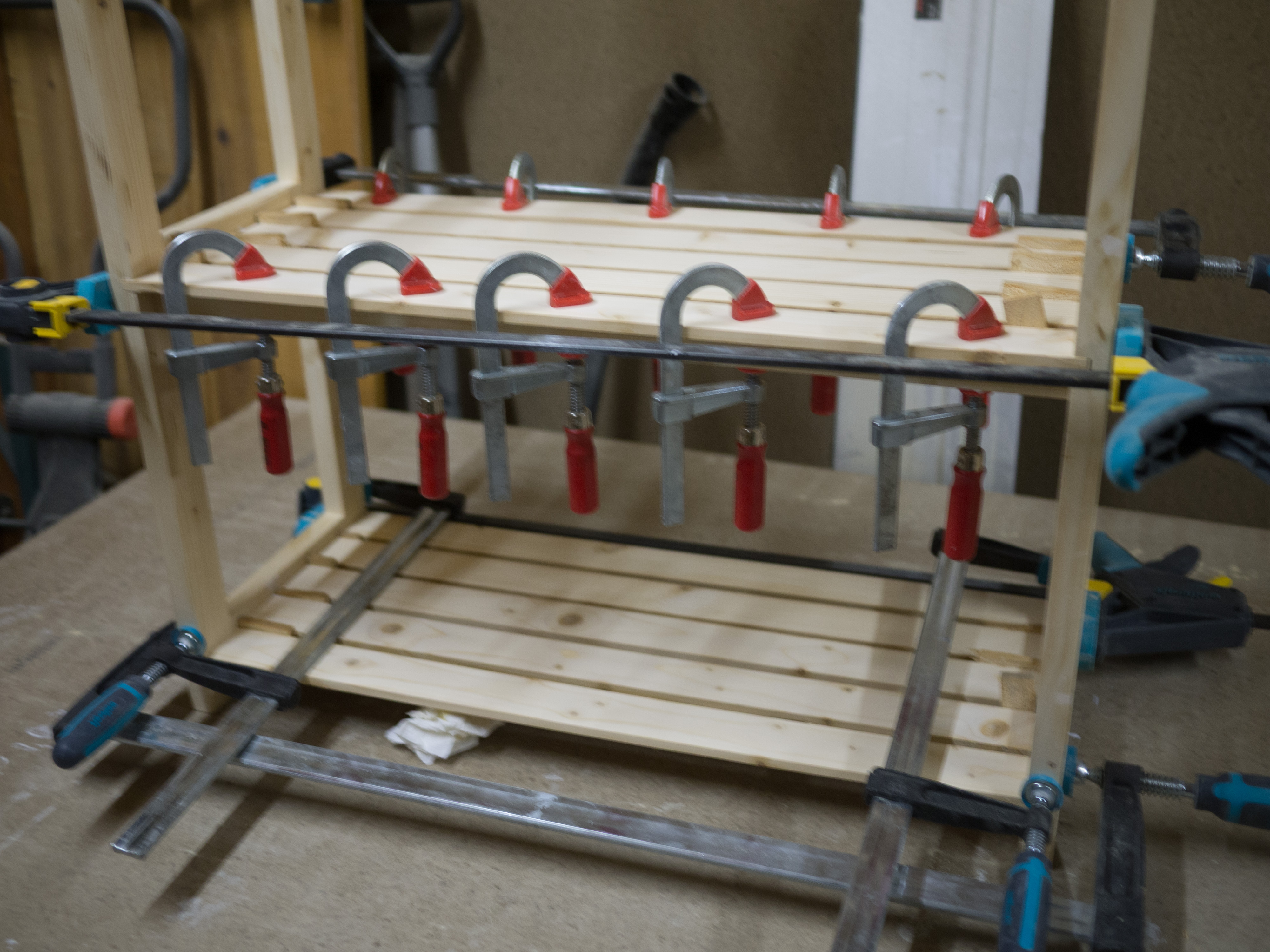 20160306 Schuhregal 005